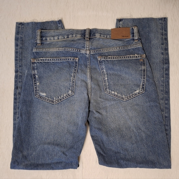 Madewell The Dean Easy Straight Jean - Picture 4 of 8